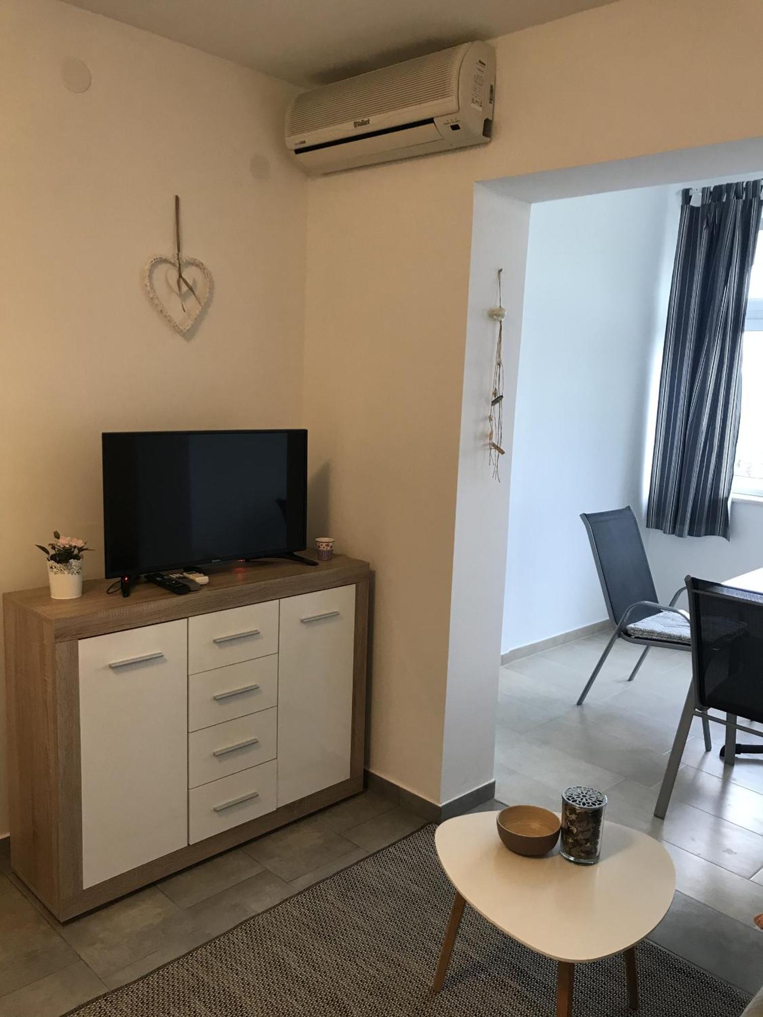 Apartments By The Sea Tucepi, Makarska - 2699 Pokoj fotografie